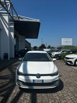 VOLKSWAGEN Golf 1.5 TGI DSG Life NEO PATENTATI