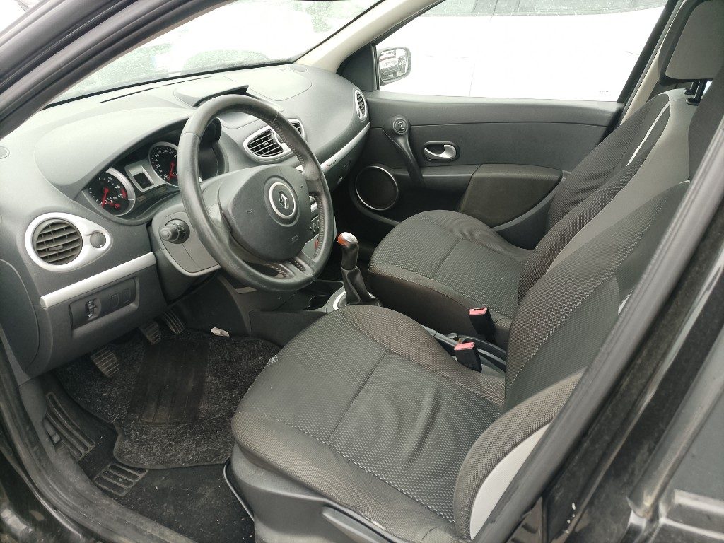 Immagine di RENAULT Clio 1.2 16V 5 porte del 11/2008 km 194267