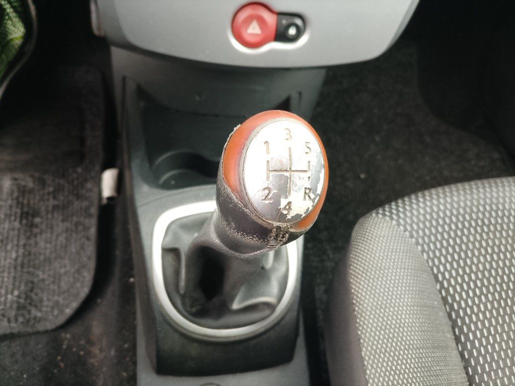 Immagine di RENAULT Clio 1.2 16V 5 porte del 11/2008 km 194267