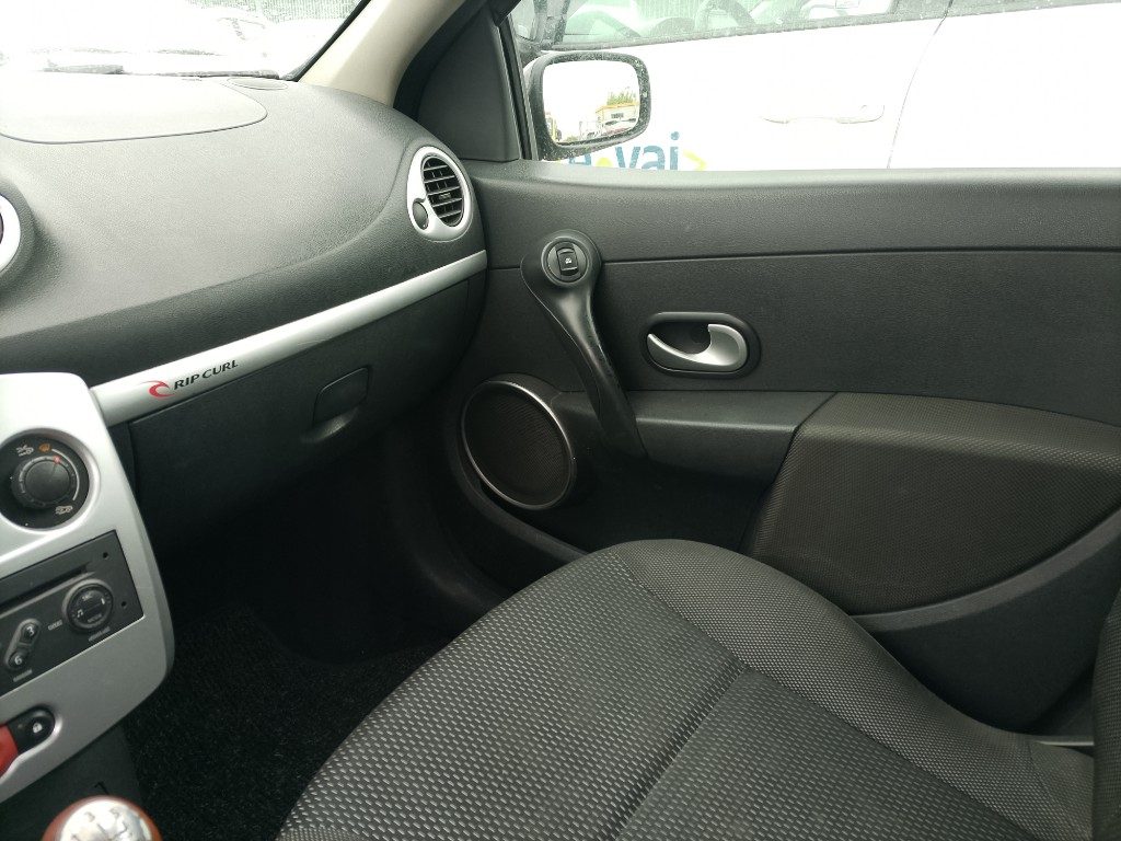 Immagine di RENAULT Clio 1.2 16V 5 porte del 11/2008 km 194267