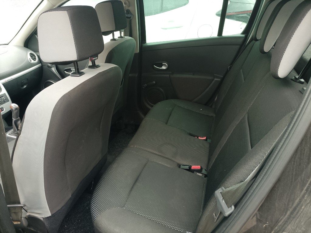 Immagine di RENAULT Clio 1.2 16V 5 porte del 11/2008 km 194267