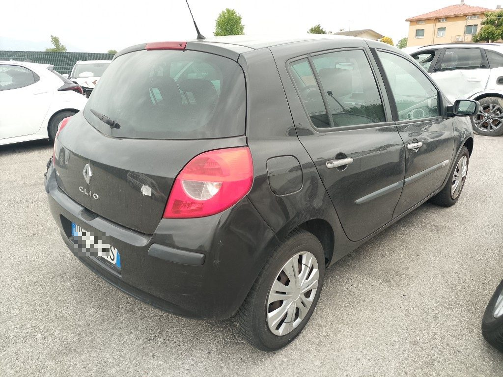 Immagine di RENAULT Clio 1.2 16V 5 porte del 11/2008 km 194267