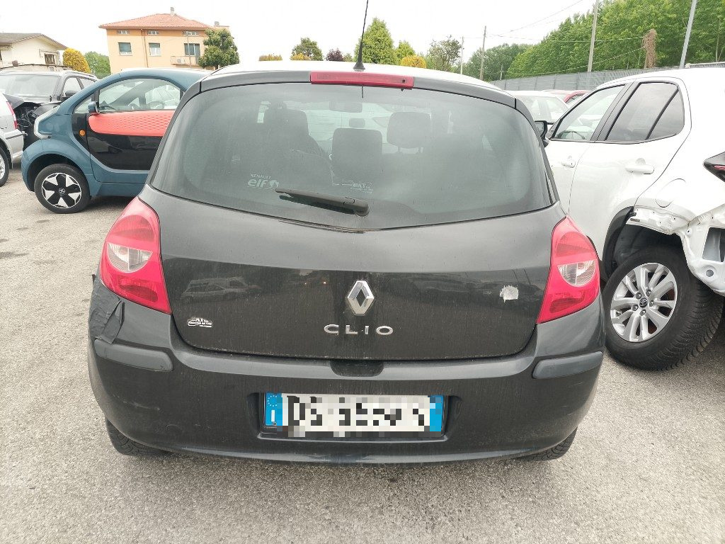 Immagine di RENAULT Clio 1.2 16V 5 porte del 11/2008 km 194267