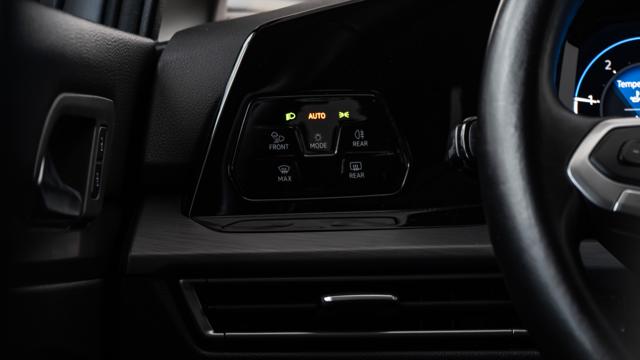 VOLKSWAGEN GOLF 2.0 TDI 150 CV DSG SCR STYLE - foto 26