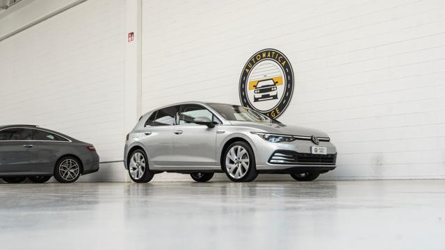VOLKSWAGEN GOLF 2.0 TDI 150 CV DSG SCR STYLE - foto 35