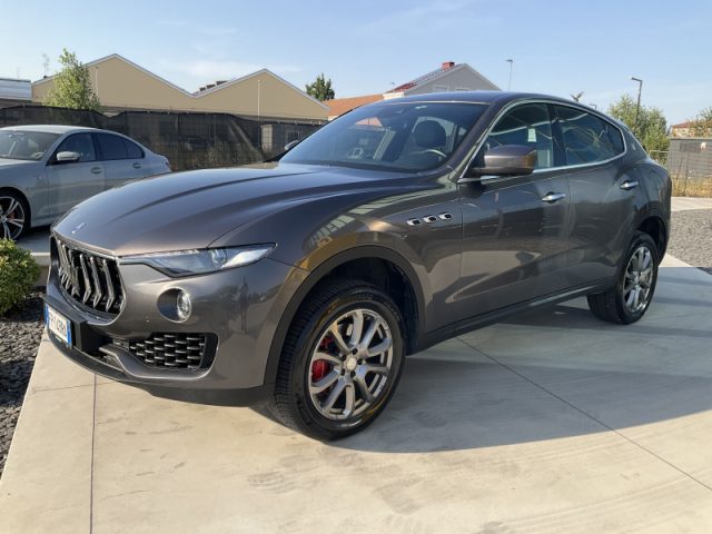 MASERATI LEVANTE V6 DIESEL 275 CV AWD - foto 3