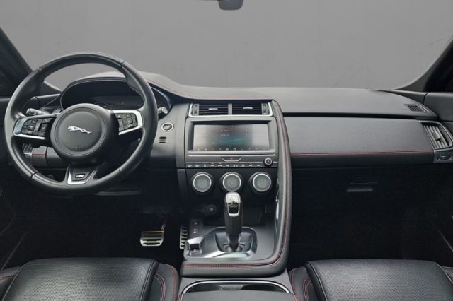 JAGUAR E-PACE 2.0D 180 CV AWD AUT. CHEQUERED F - foto 6