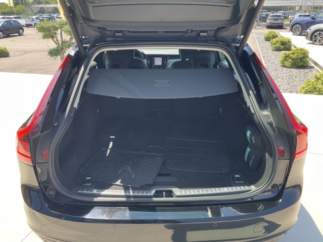 VOLVO V90 B4 (D) GEARTRONIC MOMENTUM BUSIN - foto 8