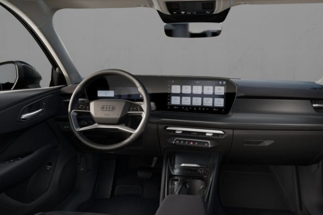 AUDI Q3 TFSI 150 KW S TRONIC QUATTRO BUS - foto 4