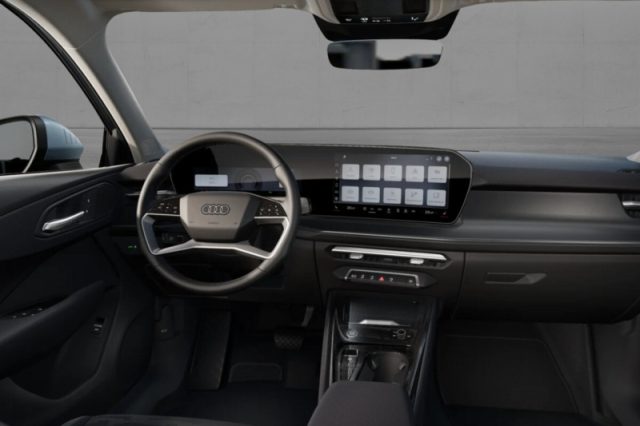 AUDI Q3 TFSI 150 KW S TRONIC QUATTRO BUS - foto 4