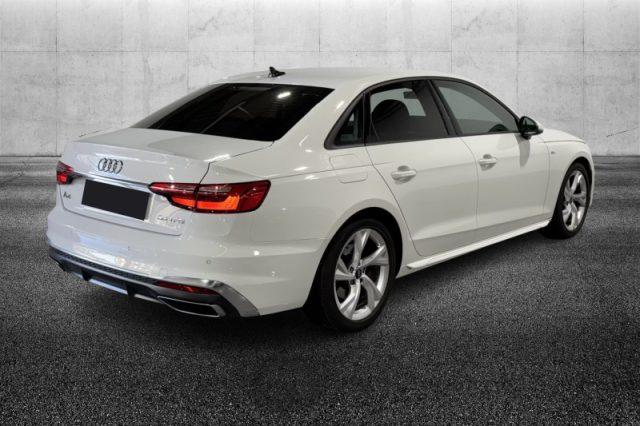 AUDI A4 35 TFSI S TRONIC S LINE EDITION - foto 3