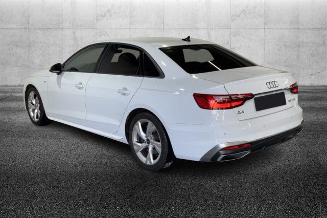 AUDI A4 35 TFSI S TRONIC S LINE EDITION - foto 4