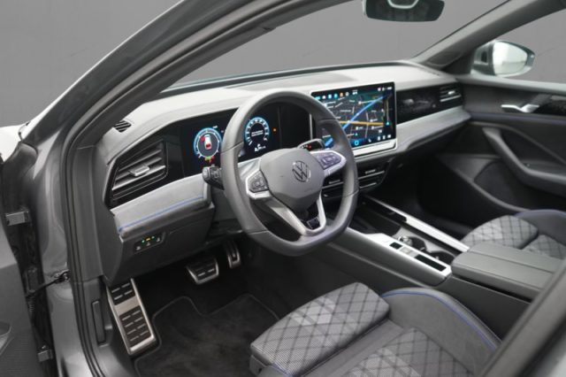 VOLKSWAGEN PASSAT 2.0 TDI 150 CV SCR DSG R-LINE - foto 7