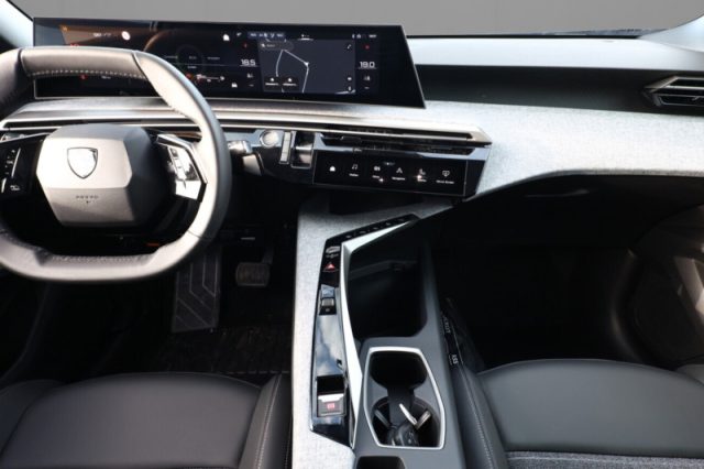 PEUGEOT 3008 HYBRID 145 E-DCS6 ALLURE - foto 4