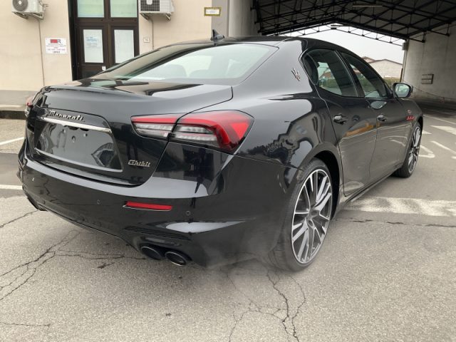 MASERATI GHIBLI V8 580 CV TROFEO - foto 6