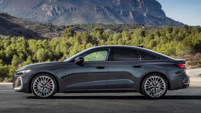 AUDI RS 5 AVANT E-HYBRID S TRONIC QUATTR - foto 4