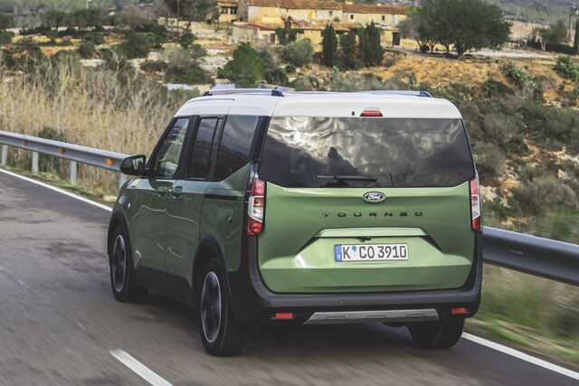 FORD TOURNEO 1.0 ECOBOOST POWERSHIFT TITANIUM - foto 4
