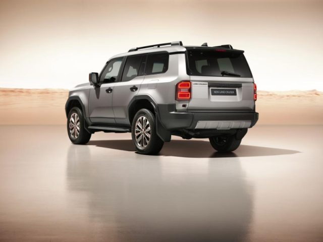 TOYOTA LAND CRUISER 2.8 D 48V MILD HYBRID A/T AWD IC - foto 7