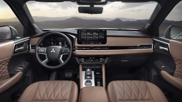 MITSUBISHI OUTLANDER 2.4L 4WD PHEV INFORM  4&ORDF; SE - foto 7