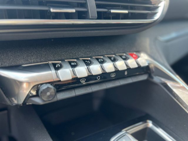 PEUGEOT 3008 BLUEHDI 130 EAT8 S&S ALLURE PACK - foto 11