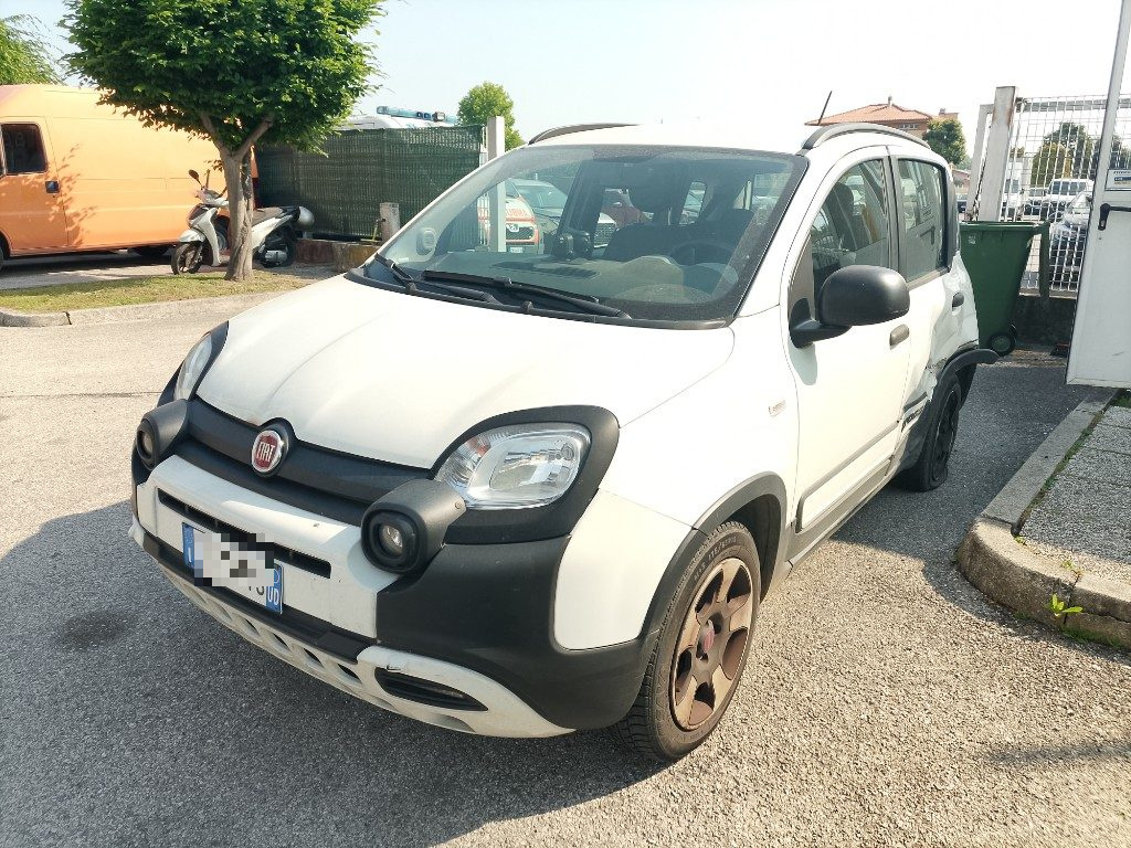 Immagine di FIAT Panda 1.2 City Cross del 01/2020 km 202511