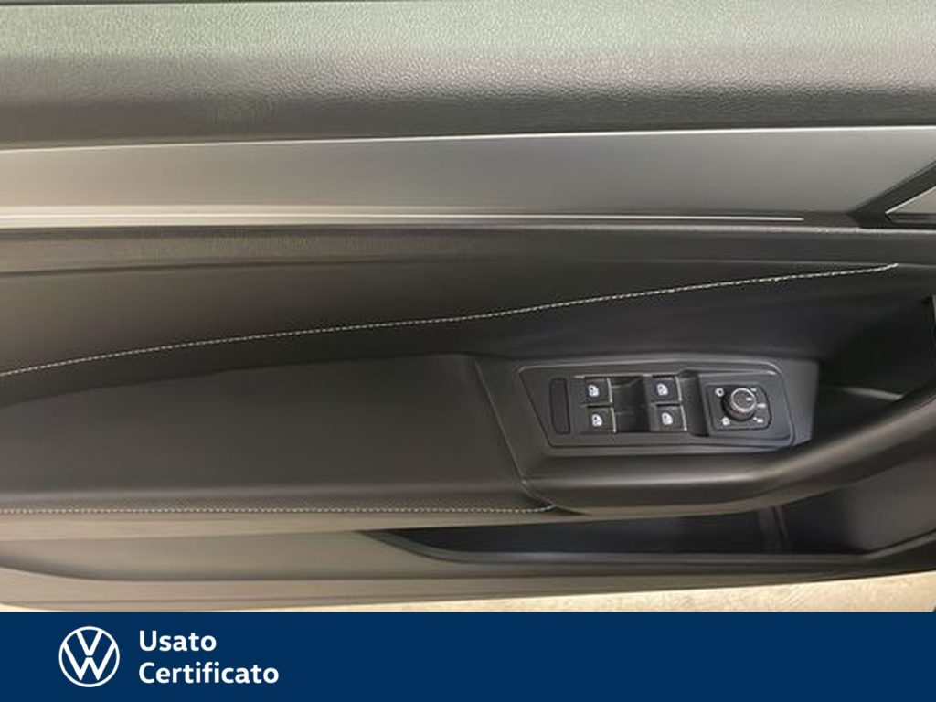 immagine usato VOLKSWAGEN T-Roc cabriolet 1.5 tsi style dsg