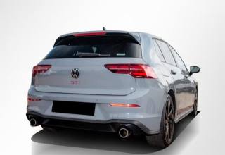 VOLKSWAGEN Golf usata, con Airbag