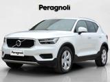 VOLVO XC40 T3 Momentum Pro