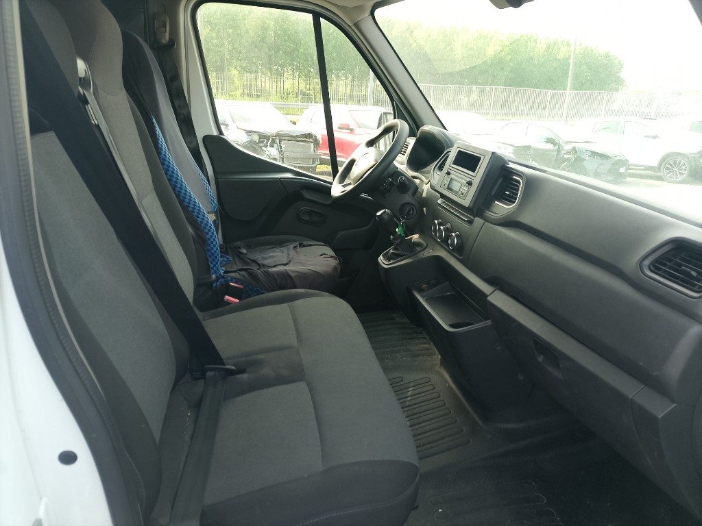Immagine di RENAULT Master T35 2.3 dCi 135 del 08/2021 km 122133