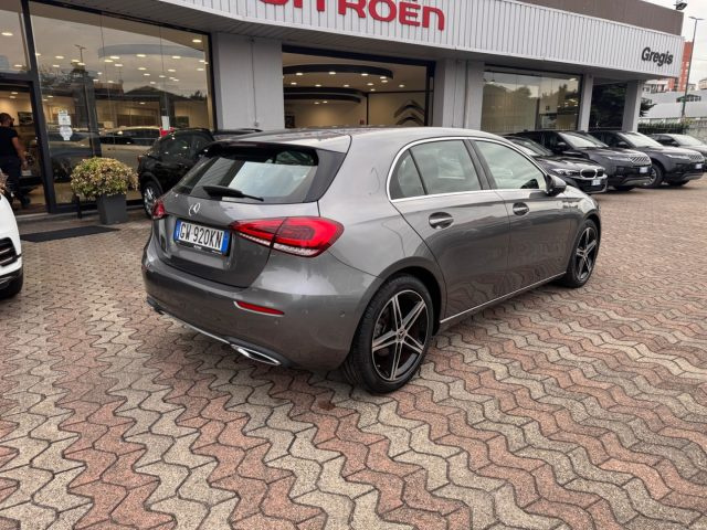 MERCEDES-BENZ A 200 PREMIUM - foto 2