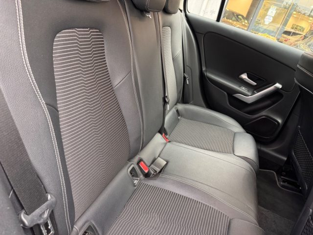 MERCEDES-BENZ A 200 PREMIUM - foto 10