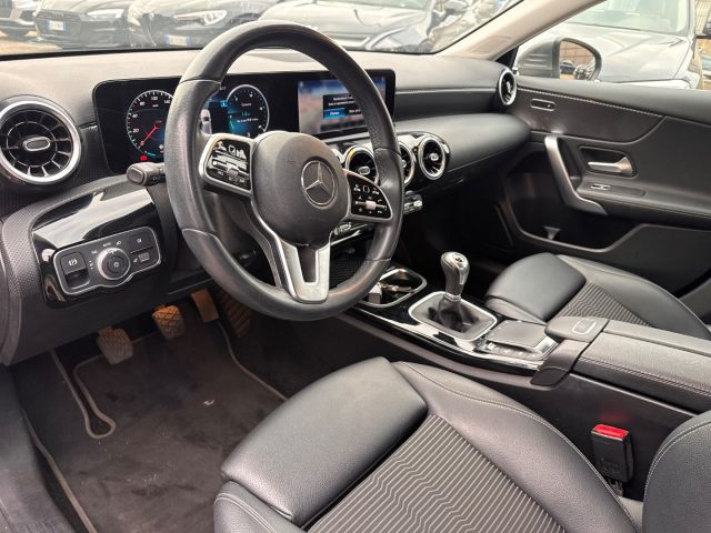 MERCEDES-BENZ A 200 PREMIUM - foto 12