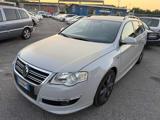 VOLKSWAGEN Passat 2.0 TDI DPF Var. Highline senza lavoro da fare