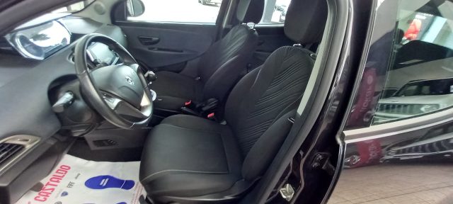 LANCIA YPSILON 1.0 FIREFLY 5 PORTE S&S HYBRID E - foto 8