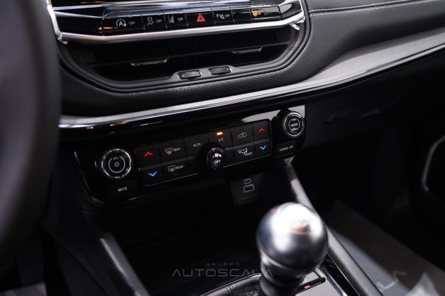 JEEP COMPASS 1.3 TURBO T4 2WD NIGHT EAGLE - foto 15