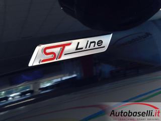 FORD Kuga usata, con Sensori di parcheggio anteriori