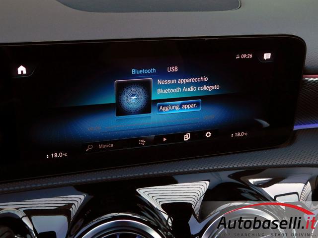 MERCEDES-BENZ A 180 usata, con Schermo multifunzione interamente digitale