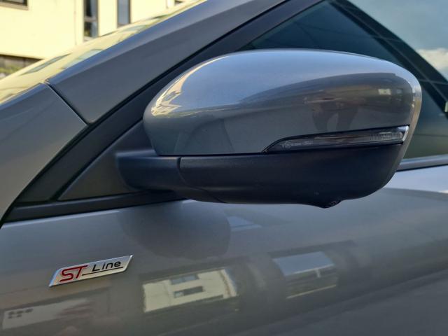 FORD KUGA 2.5 PLUG IN HYBRID 225 CV CVT 2W - foto 24