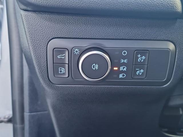 FORD KUGA 2.5 PLUG IN HYBRID 225 CV CVT 2W - foto 28