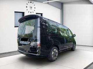 HYUNDAI Staria usata, con Airbag