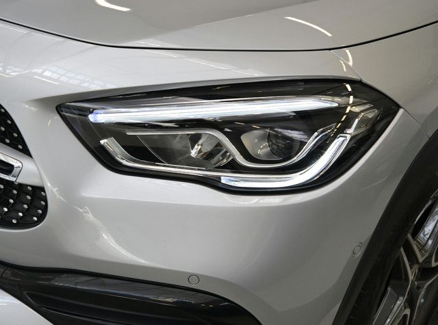 MERCEDES-BENZ GLA 250 AUTOMATIC 4MATIC PREMIUM AMG UNI - foto 23