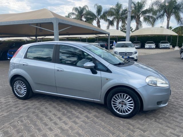FIAT GRANDE PUNTO 1.3 MJT 90 CV 5 PORTE  C.AUTOMAT - foto 23