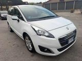 PEUGEOT 5008 1.6 HDi 115CV Allure senza nessun lavoro da fare