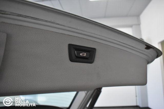 BMW 320 D XDRIVE TOURING BUSINESS AUT. - foto 24