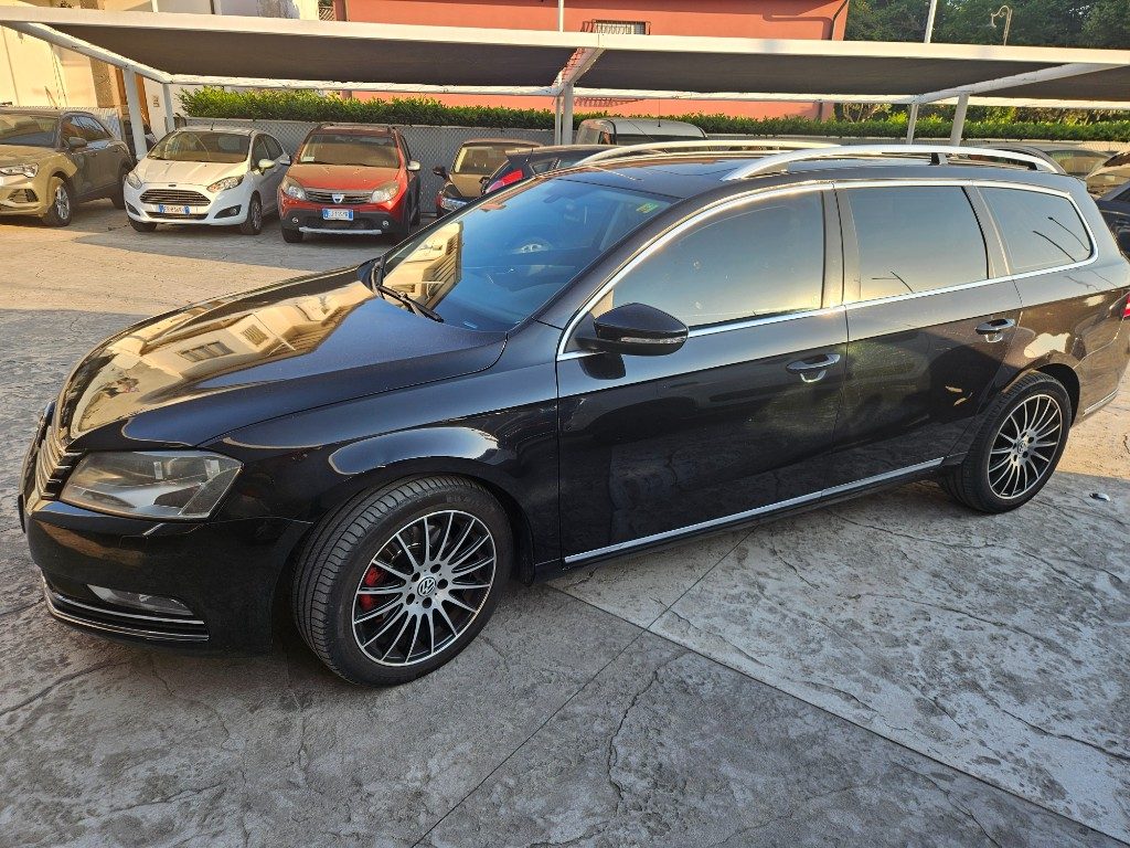 VOLKSWAGEN Passat Var 2.0 TDI 170 DSG 4m. High. BMT - 2