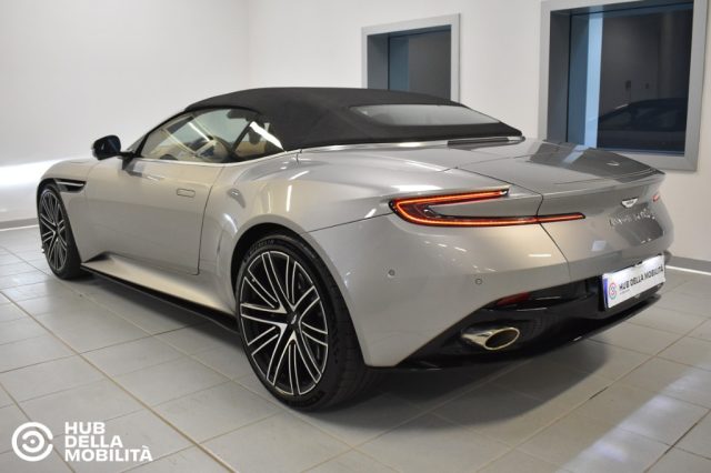 ASTON MARTIN DB12 V8 VOLANTE Q - foto 7