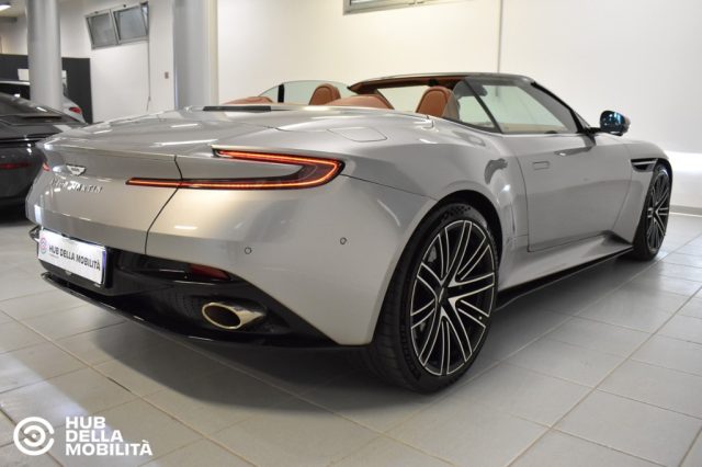 ASTON MARTIN DB12 V8 VOLANTE Q - foto 9