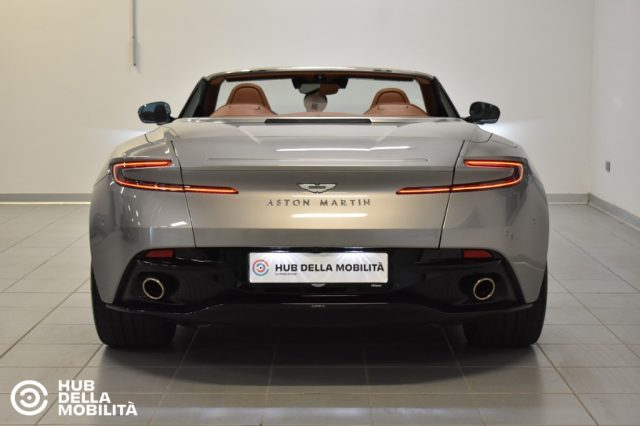 ASTON MARTIN DB12 V8 VOLANTE Q - foto 10