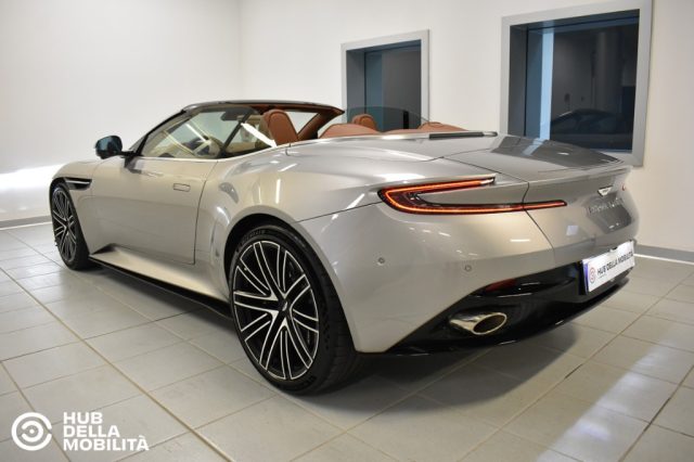 ASTON MARTIN DB12 V8 VOLANTE Q - foto 11