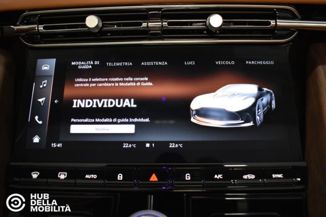 ASTON MARTIN DB12 V8 VOLANTE Q - foto 22